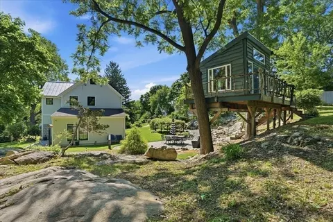 Exterior - 108 Kilby St, Hingham, MA 02043 photo 8 of 13