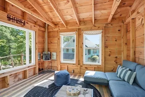 Exterior - 108 Kilby St, Hingham, MA 02043 photo 7 of 13