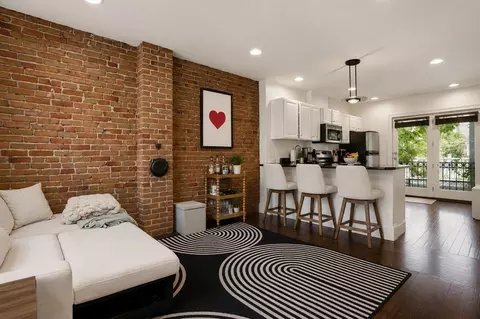 169 K St #1, Boston, MA 02127