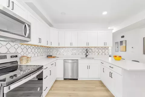 35 George St #2, Boston, MA 02136