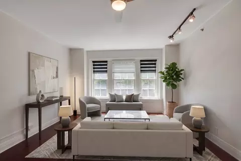 534 Beacon St #203, Boston, MA 02215