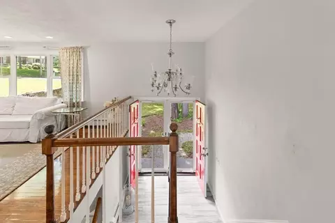 Entry Way - 4 Pentucket Ln, Danvers, MA 01923 photo 5 of 5