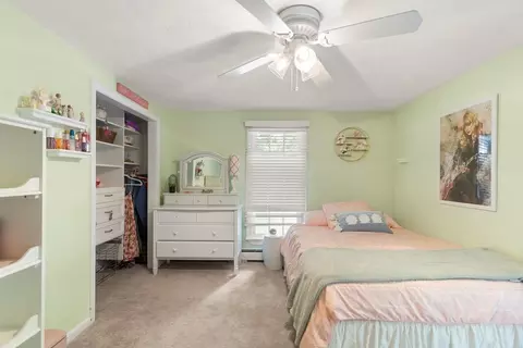 Bedroom - 4 Pentucket Ln, Danvers, MA 01923 photo 2 of 5
