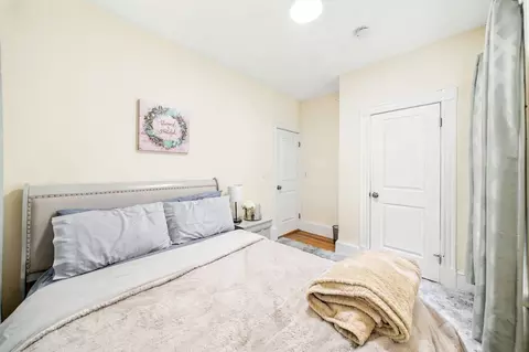 Bedroom - 32 Irwin St, Winthrop, MA 02152 photo 7 of 11