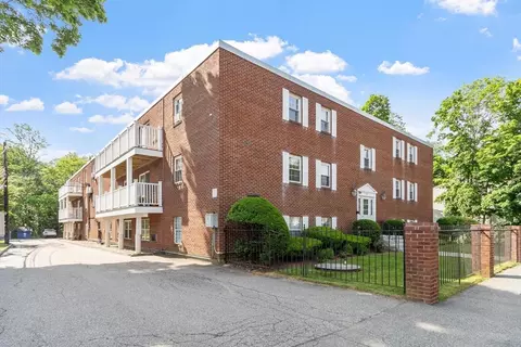 276 Albion St #12, Wakefield, MA 01880