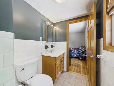 Bath - 121 Plain St, Rehoboth, MA 02769 photo 1 of 4