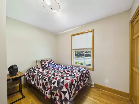 Bedroom - 121 Plain St, Rehoboth, MA 02769 photo 3 of 5