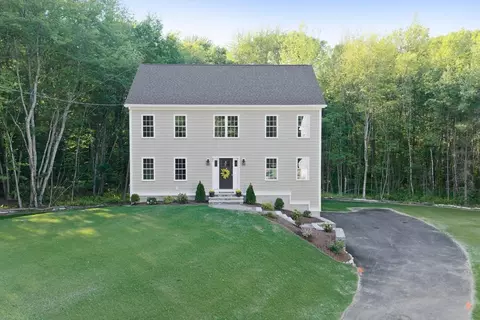 41 Martin Rd, Douglas, MA 01516