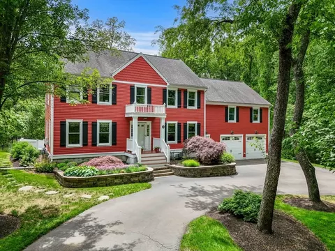 19 Crane Neck St, West Newbury, MA 01985