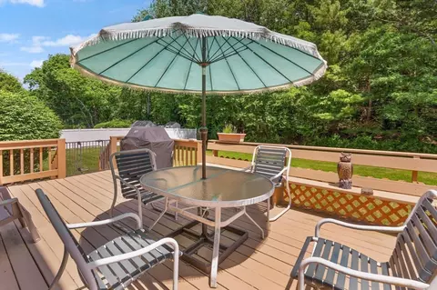 Exterior - 80 Hampton Rd, Sharon, MA 02067 photo 6 of 7