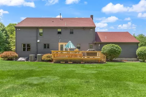 Exterior - 80 Hampton Rd, Sharon, MA 02067 photo 7 of 7
