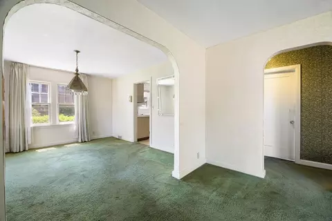 Living - 216 Springfield St, Chicopee, MA 01013 photo 1 of 4