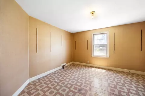 Bedroom - 216 Springfield St, Chicopee, MA 01013 photo 5 of 5