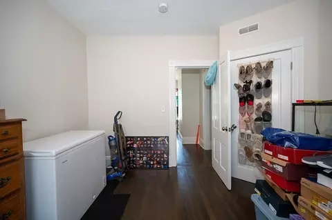 192 Vernon St, Worcester, MA 01607 photo 16