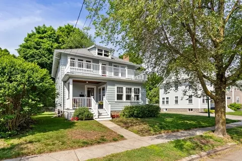 8 Berkeley St, Reading, MA 01867