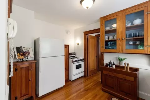 Kitchen - 8 Berkeley St, Reading, MA 01867 photo 2 of 2