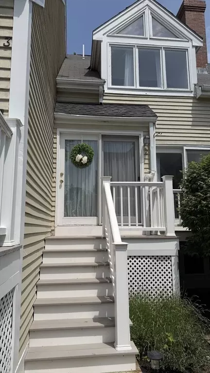 258 Lafayette St UNIT 2, Salem, MA 01970
