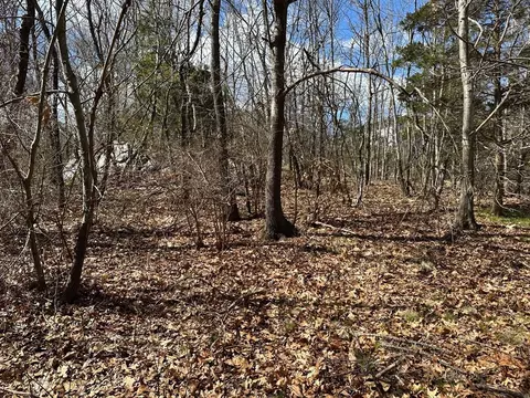 27 Old Pine Island Rd, Newbury, MA 01951