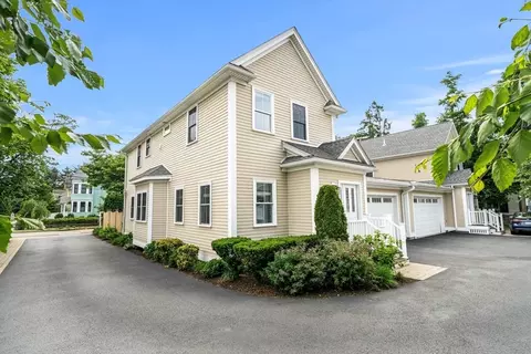 290 Nevada St #290, Newton, MA 02460