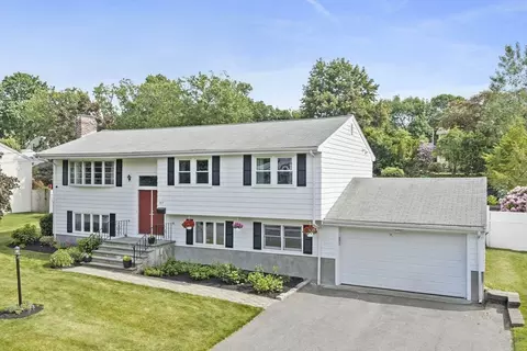 117 Alida Rd, Braintree, MA 02184