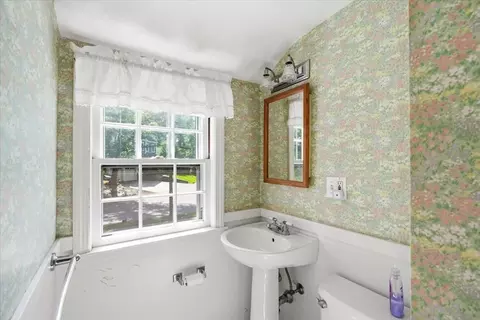 97 Green St, Needham, MA 02492 photo 24