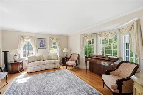 97 Green St, Needham, MA 02492 photo 6
