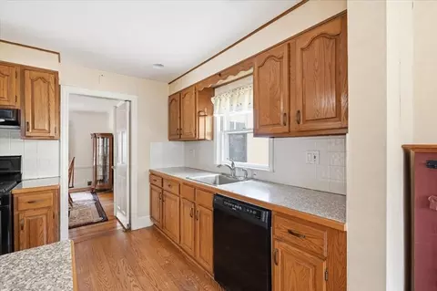 97 Green St, Needham, MA 02492 photo 14