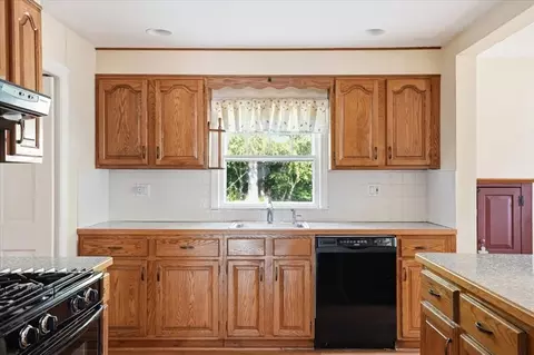 97 Green St, Needham, MA 02492 photo 15