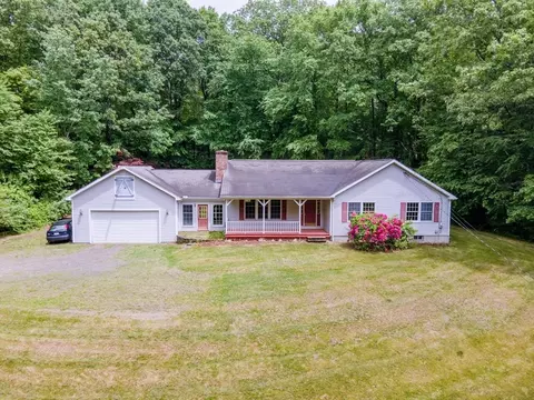 40 Mathews Rd, Deerfield, MA 01341