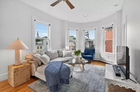 118 High St #9, Boston, MA 02129