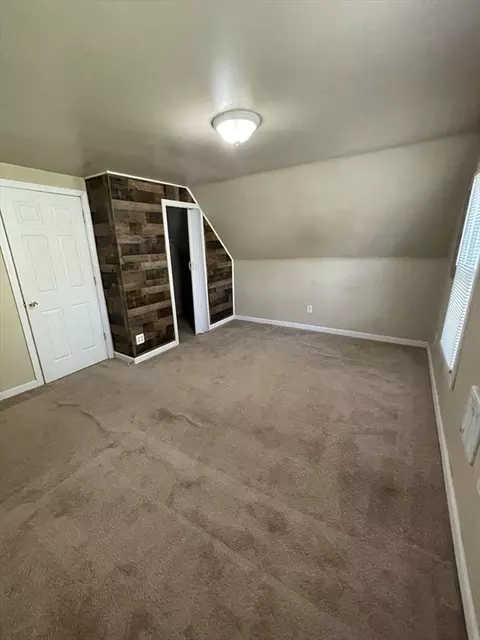 52 Acushnet St, Springfield, MA 01105 photo 26