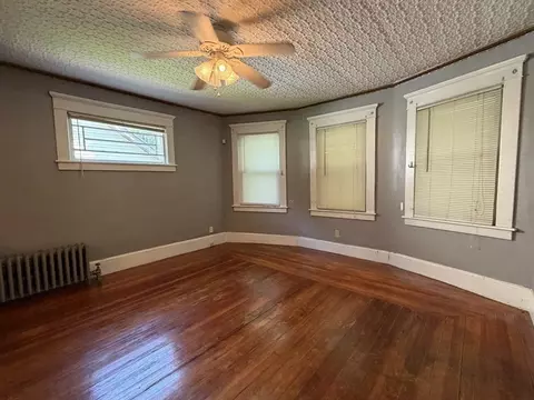 Living - 26 Byron St, Springfield, MA 01109 photo 2 of 6