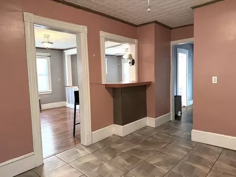 Entry Way - 26 Byron St, Springfield, MA 01109 photo 3 of 3