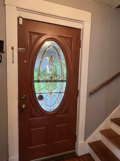 Entry Way - 26 Byron St, Springfield, MA 01109 photo 1 of 3