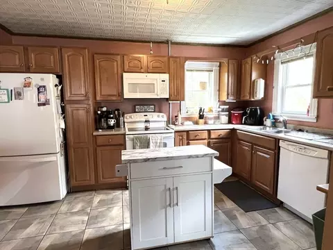 Kitchen - 26 Byron St, Springfield, MA 01109 photo 1 of 3