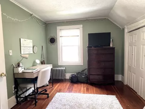 Bedroom - 26 Byron St, Springfield, MA 01109 photo 9 of 11