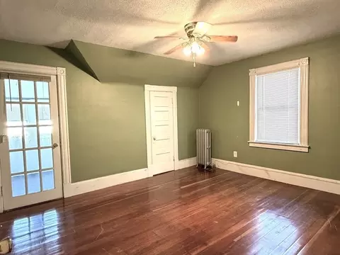 Bedroom - 26 Byron St, Springfield, MA 01109 photo 5 of 11