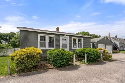 Exterior - 9 Providence Rd, Sutton, MA 01590 photo 3 of 13