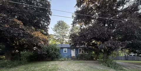 5 Delmar Rd, Medway, MA 02053