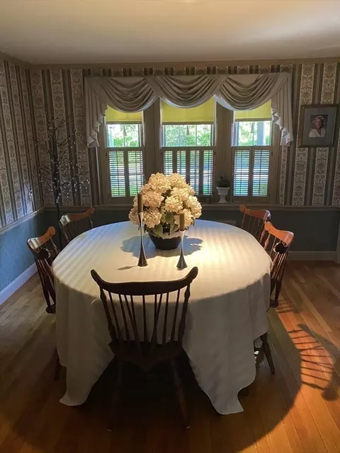 Dining - 94 Beeching St, Worcester, MA 01602 photo 1 of 2