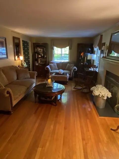 Living - 94 Beeching St, Worcester, MA 01602 photo 3 of 4
