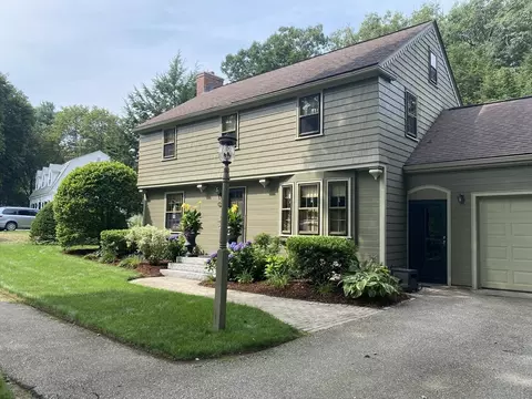 Exterior - 94 Beeching St, Worcester, MA 01602 photo 2 of 16
