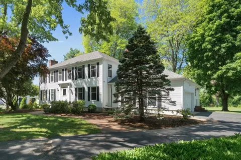 125 Oxbow Rd, Needham, MA 02492
