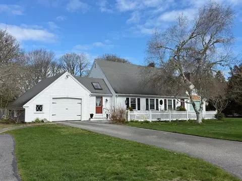 251 Joshua Jethro Rd, Chatham, MA 02633