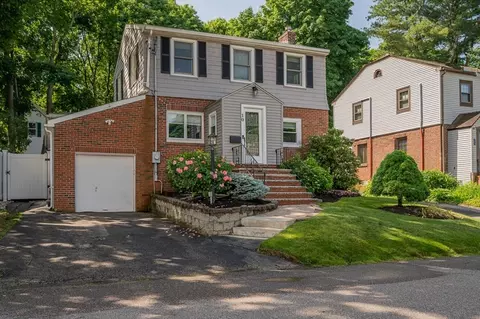 10 Richards Rd, Weymouth, MA 02189