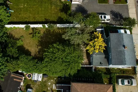 View/Area - 452 Tecumseh St, Fall River, MA 02721 photo 2 of 3
