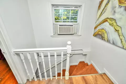 Entry Way - 452 Tecumseh St, Fall River, MA 02721 photo 5 of 6