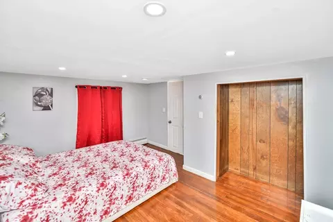 Bedroom - 452 Tecumseh St, Fall River, MA 02721 photo 6 of 8
