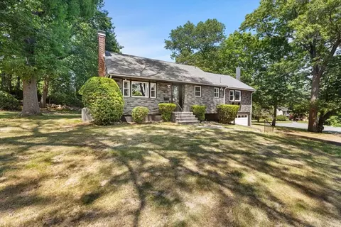 4 Haddad Ave, Randolph, MA 02368