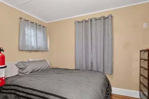 Bedroom - 190-192 Main St, Maynard, MA 01754 photo 4 of 4